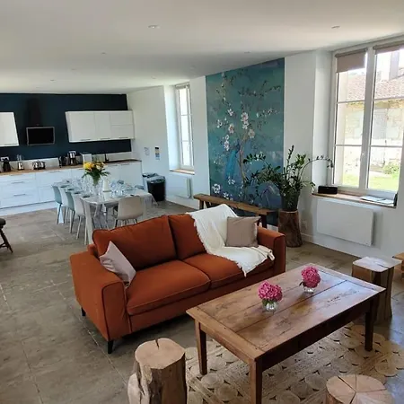 Domaine Les Chauveaux, 3 Gites, 26 Personnes, 1 Salle בית נופש *