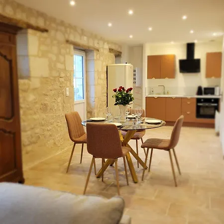 Domaine Les Chauveaux, 3 Gites, 26 Personnes, 1 Salle *