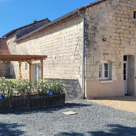 Domaine Les Chauveaux, 3 Gites, 26 Personnes, 1 Salle Tatil Evi *
