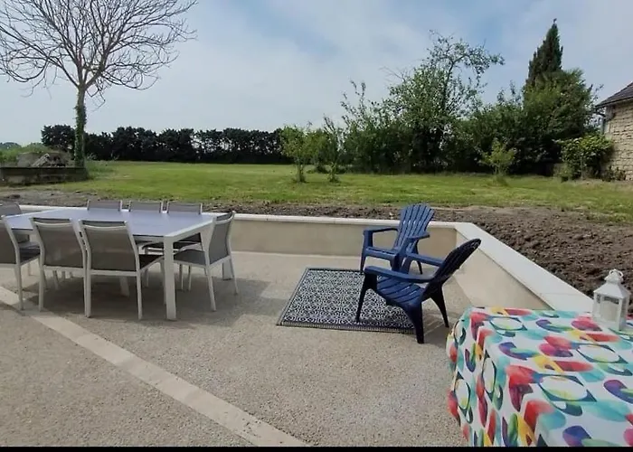 Domaine Les Chauveaux, 3 Gites, 26 Personnes, 1 Salle بيت للعطل